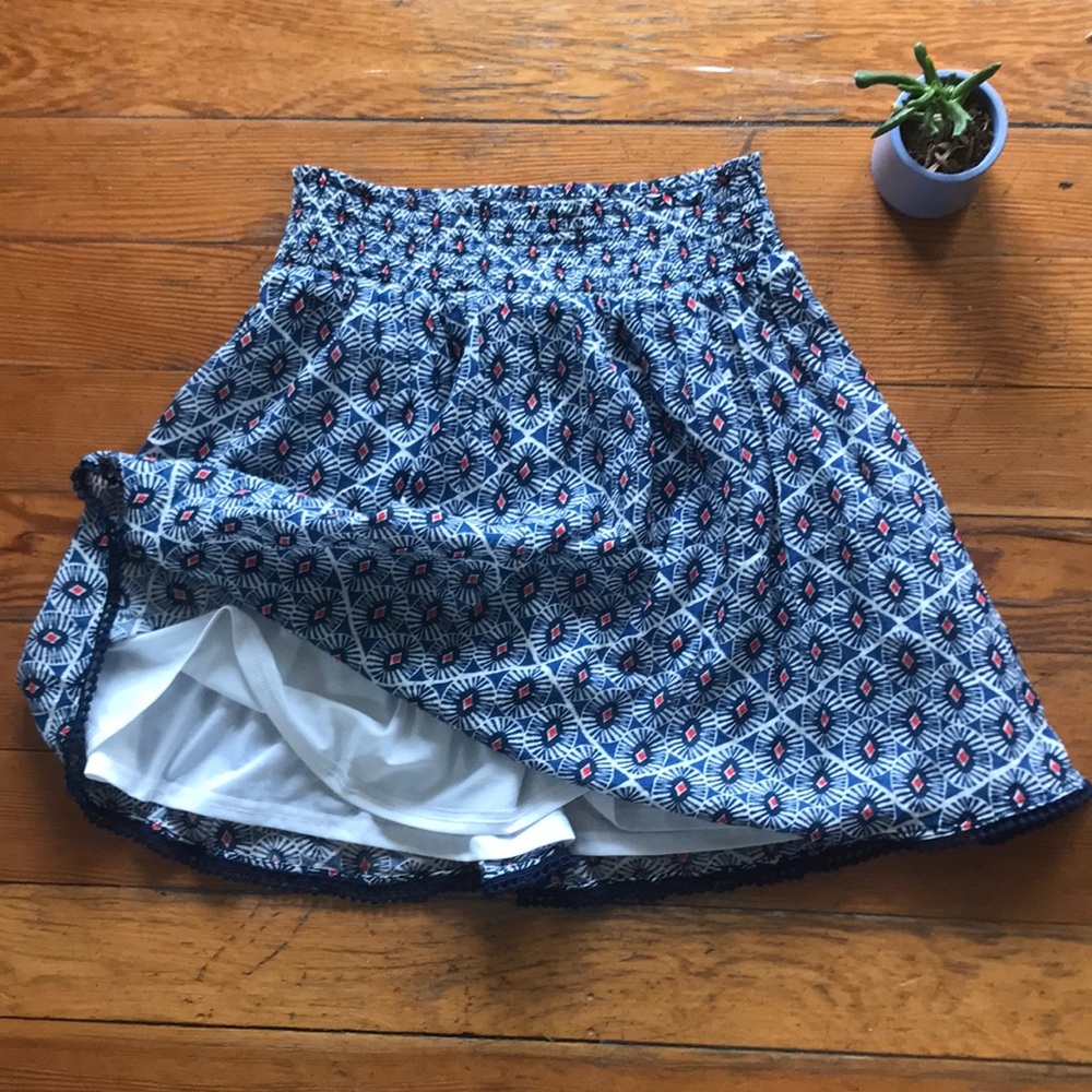 Old Navy Geometric Print Skirt - Picture 3 of 9